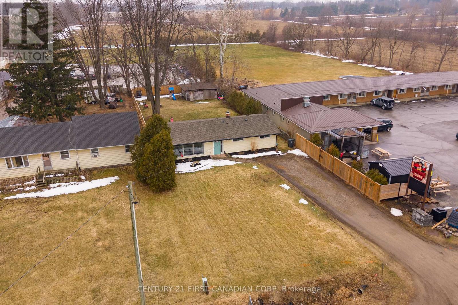 43747 Talbot Line, Central Elgin, Ontario  N5P 3S7 - Photo 2 - X12855364