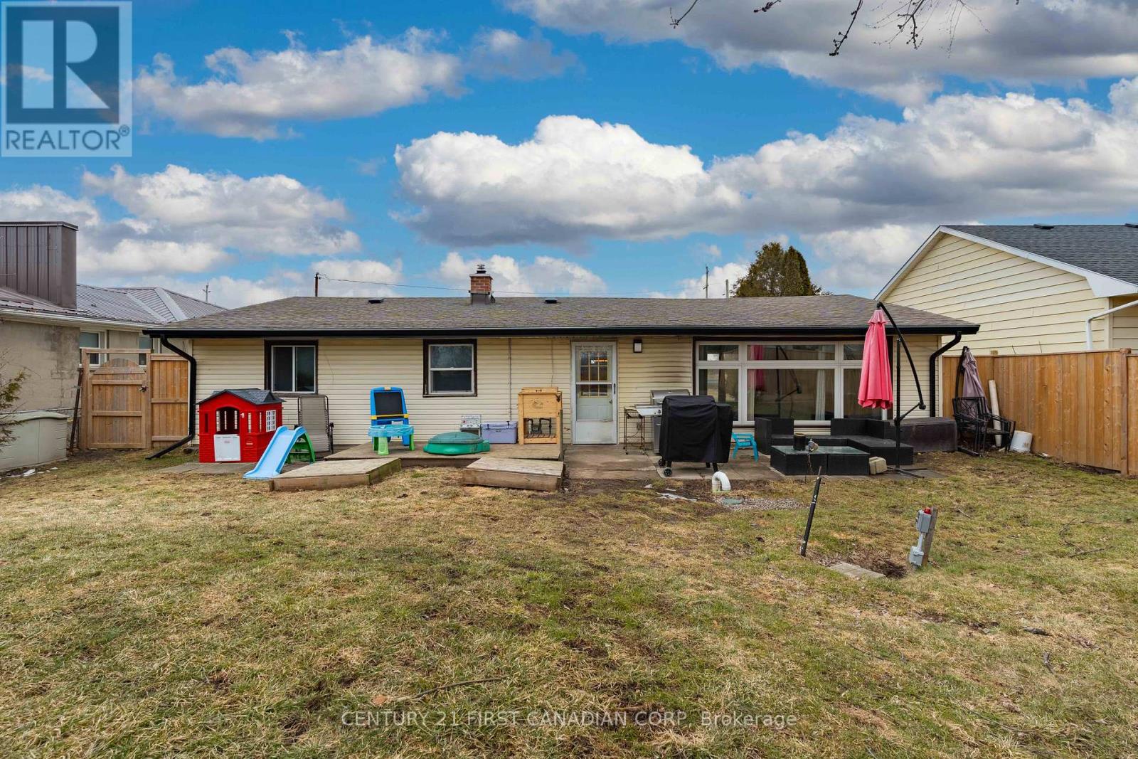 43747 Talbot Line, Central Elgin, Ontario  N5P 3S7 - Photo 36 - X12855364