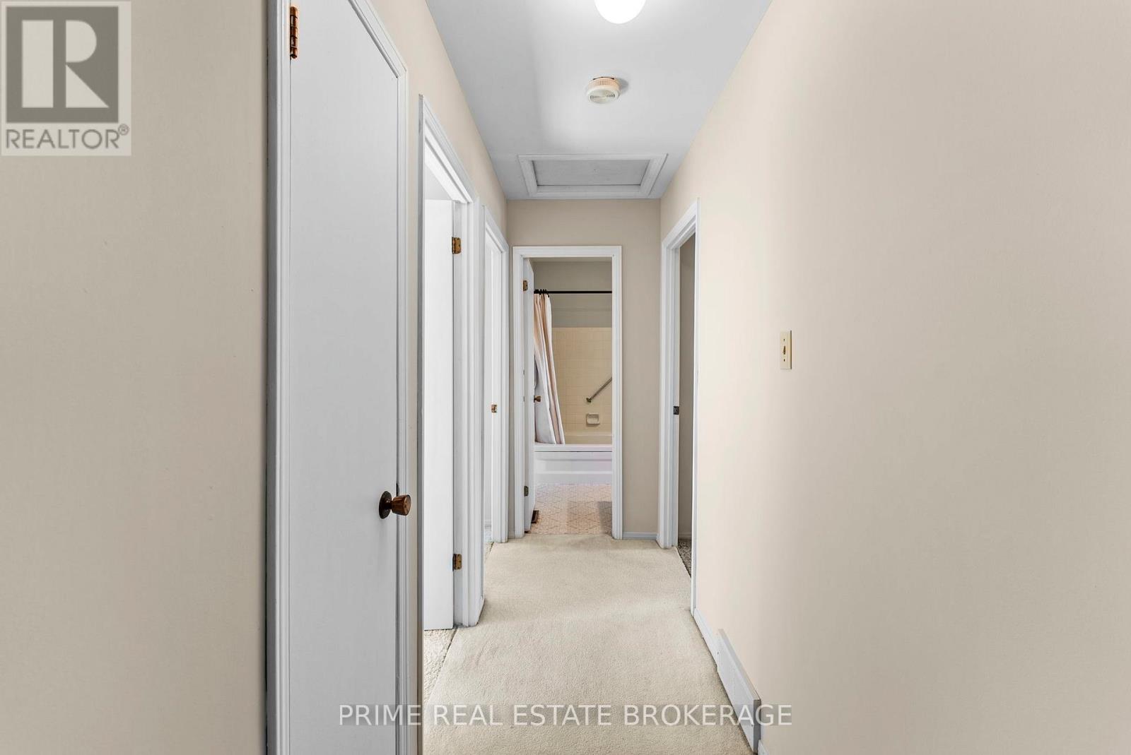 414 Wilkins Street, London South (South R), Ontario  N6C 5B2 - Photo 14 - X12855376