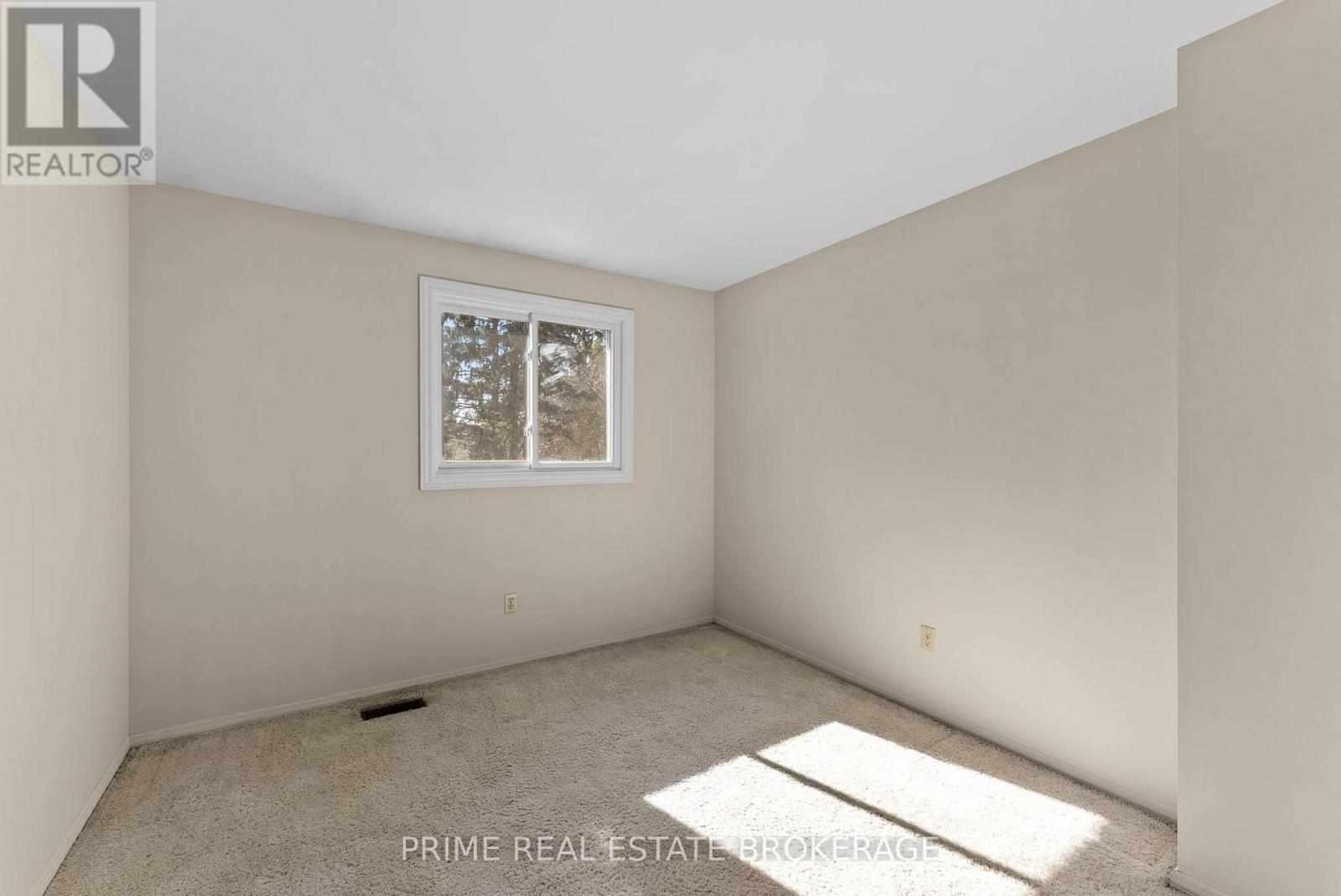 414 Wilkins Street, London South (South R), Ontario  N6C 5B2 - Photo 24 - X12855376