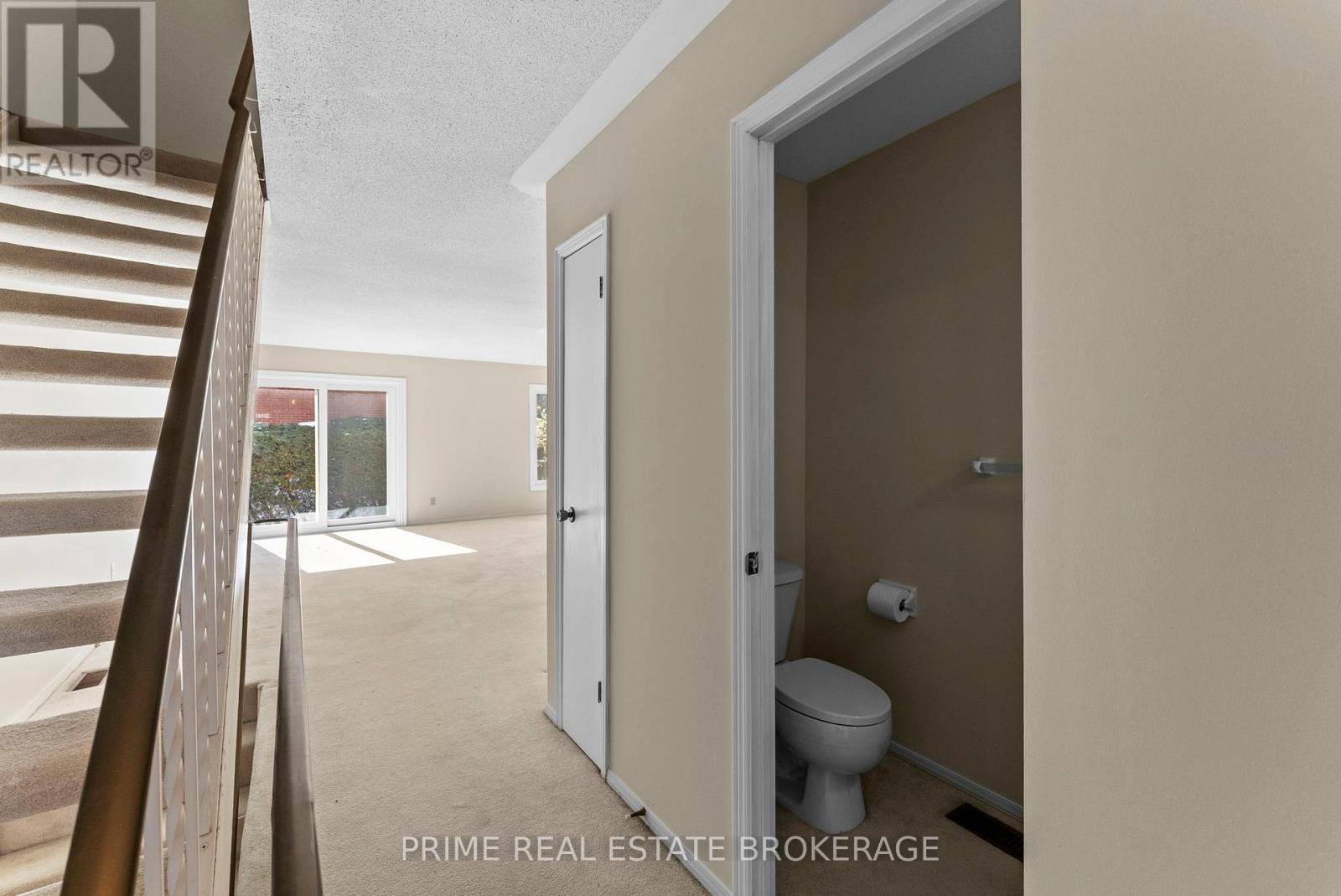 414 Wilkins Street, London South (South R), Ontario  N6C 5B2 - Photo 7 - X12855376