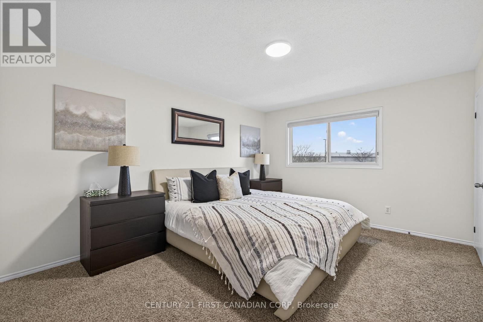 875 Homeview Court, London South (South Q), Ontario  N6C 6C1 - Photo 21 - X12855410