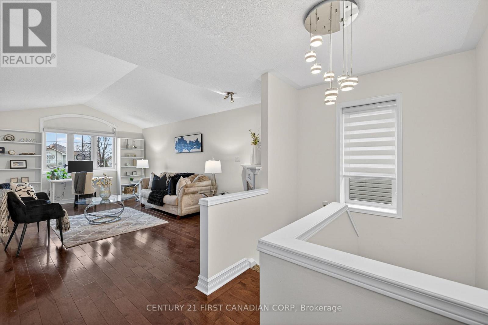 875 Homeview Court, London South (South Q), Ontario  N6C 6C1 - Photo 31 - X12855410