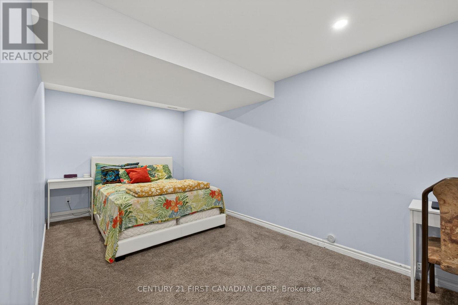 875 Homeview Court, London South (South Q), Ontario  N6C 6C1 - Photo 36 - X12855410