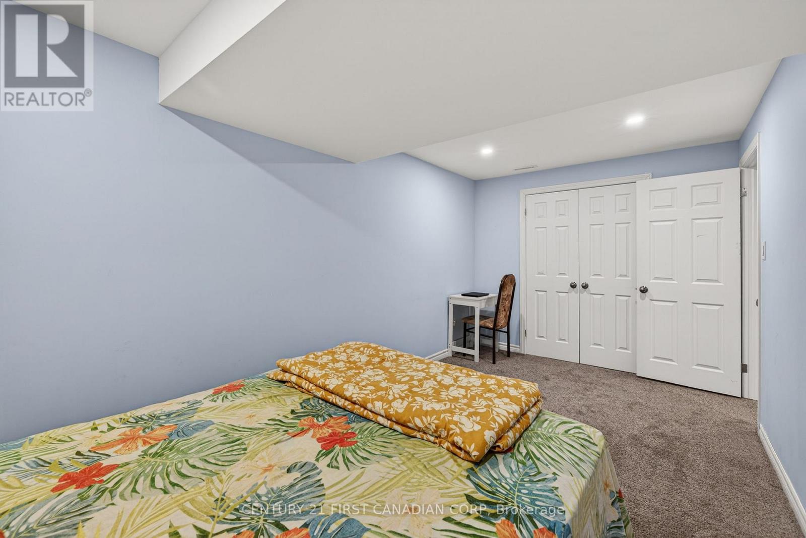 875 Homeview Court, London South (South Q), Ontario  N6C 6C1 - Photo 38 - X12855410