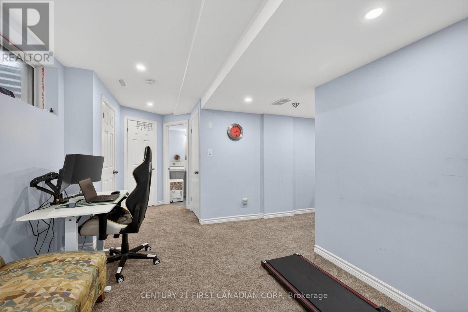 875 Homeview Court, London South (South Q), Ontario  N6C 6C1 - Photo 42 - X12855410