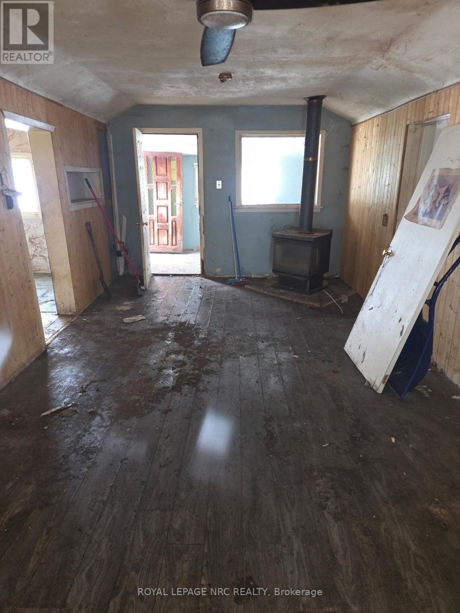 484 Gilmore Road, Fort Erie, Ontario  L2A 2N1 - Photo 2 - X12848452