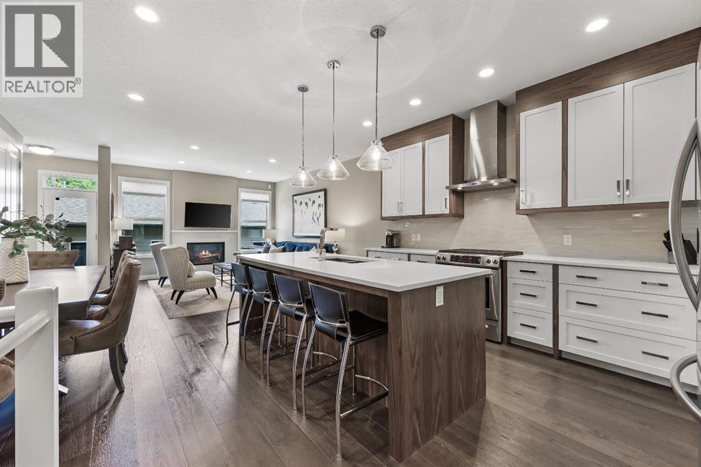 3522 41 Street Sw, Calgary, Alberta  T3E 3L5 - Photo 1 - A2287462