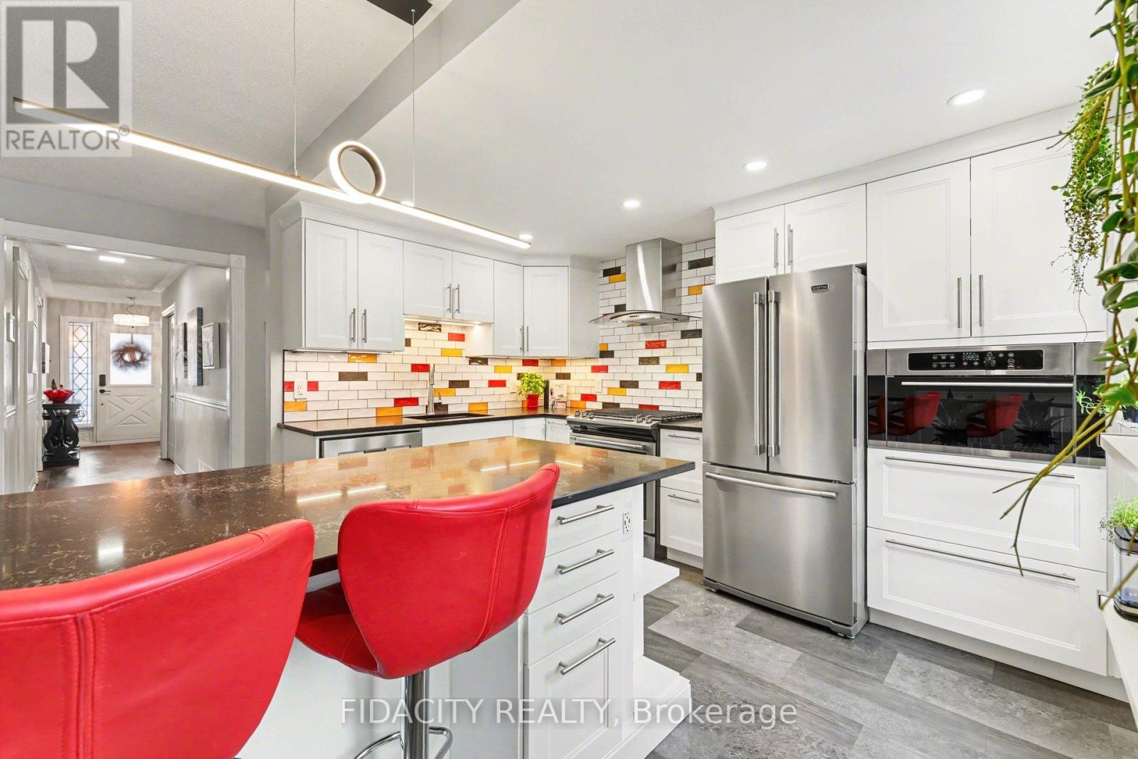 78 Jarlan Terrace, Ottawa, Ontario  K2L 3K9 - Photo 13 - X12855582