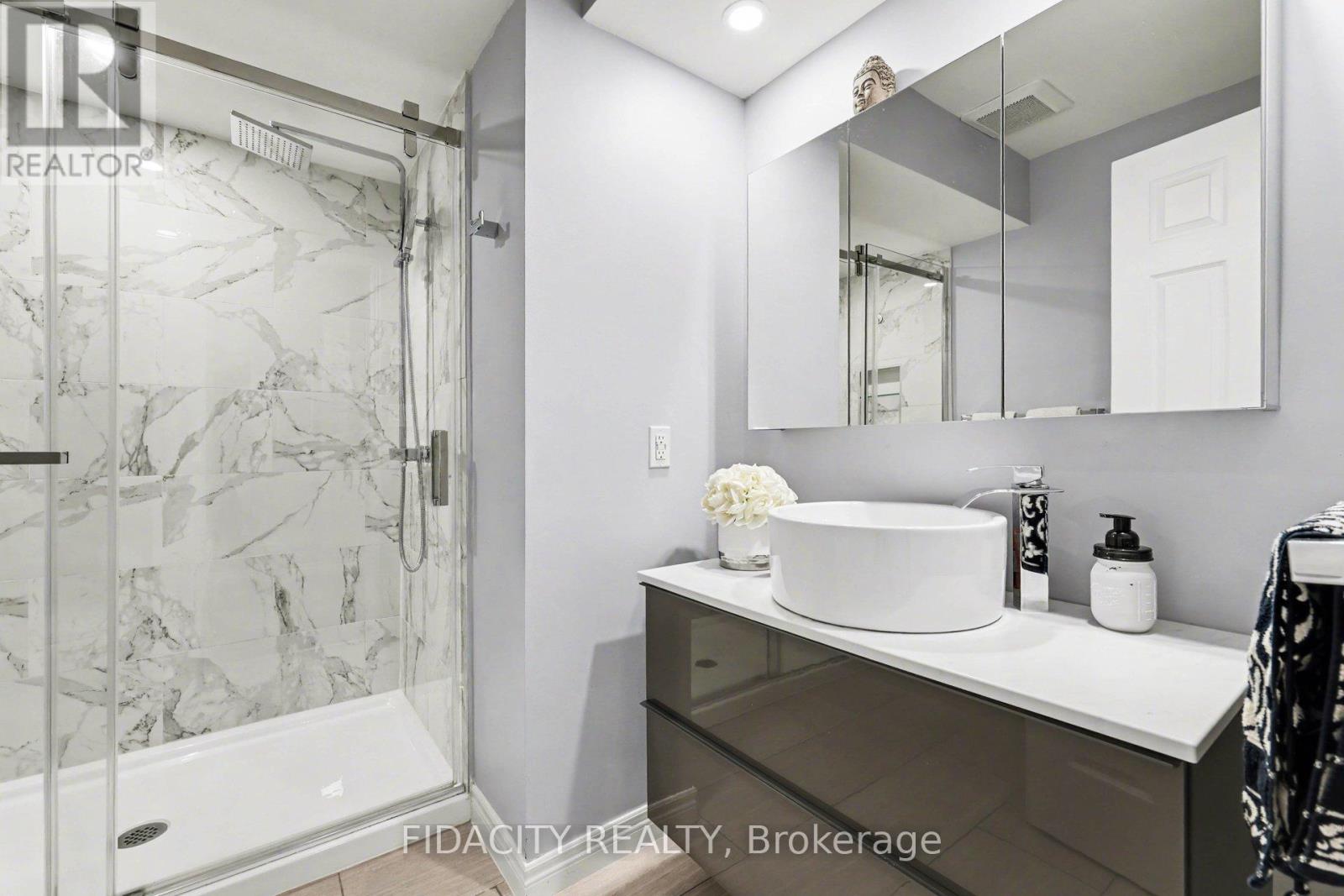 78 Jarlan Terrace, Ottawa, Ontario  K2L 3K9 - Photo 28 - X12855582