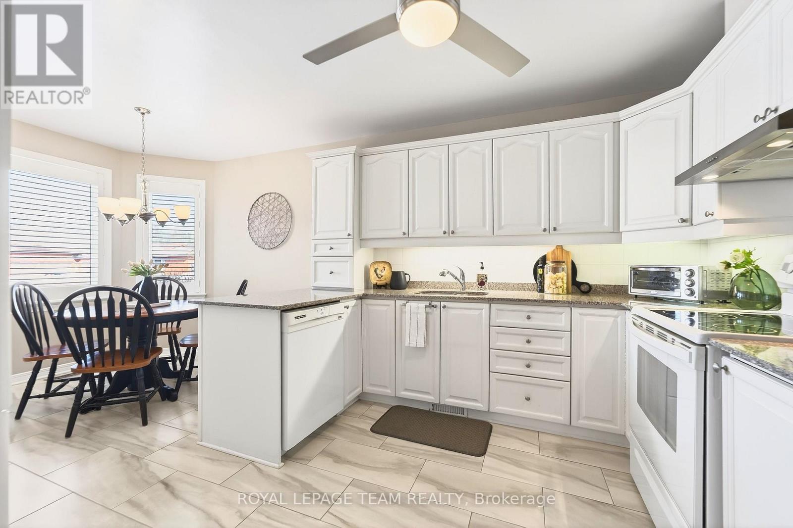 12 Partridge Drive, Ottawa, Ontario  K2M 2P6 - Photo 17 - X12855584