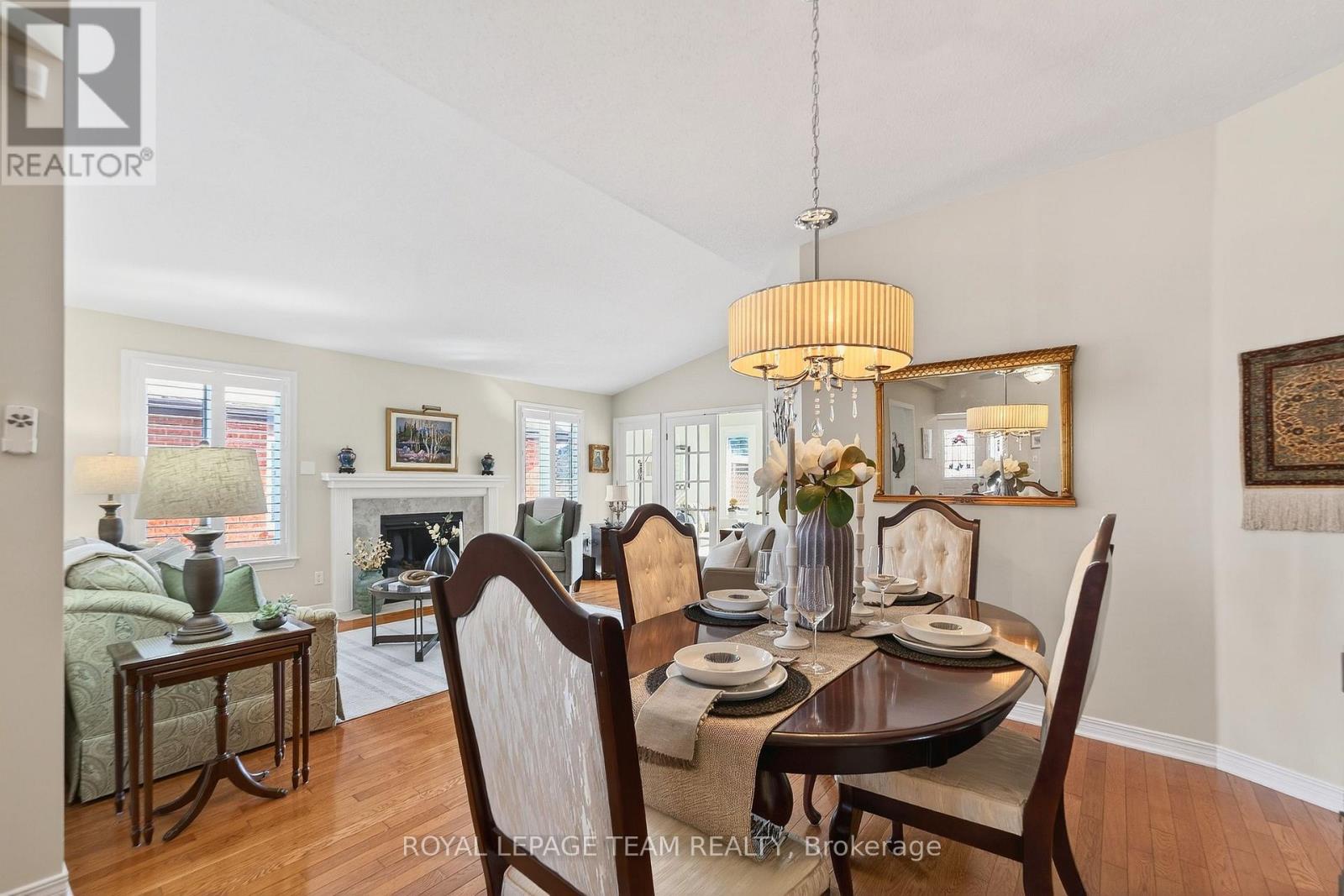 12 Partridge Drive, Ottawa, Ontario  K2M 2P6 - Photo 8 - X12855584