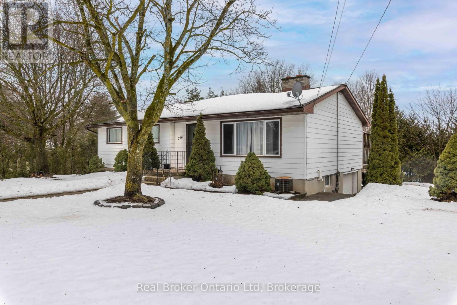 394 Queen Street N, West Grey, Ontario  N0G 1R0 - Photo 2 - X12853650