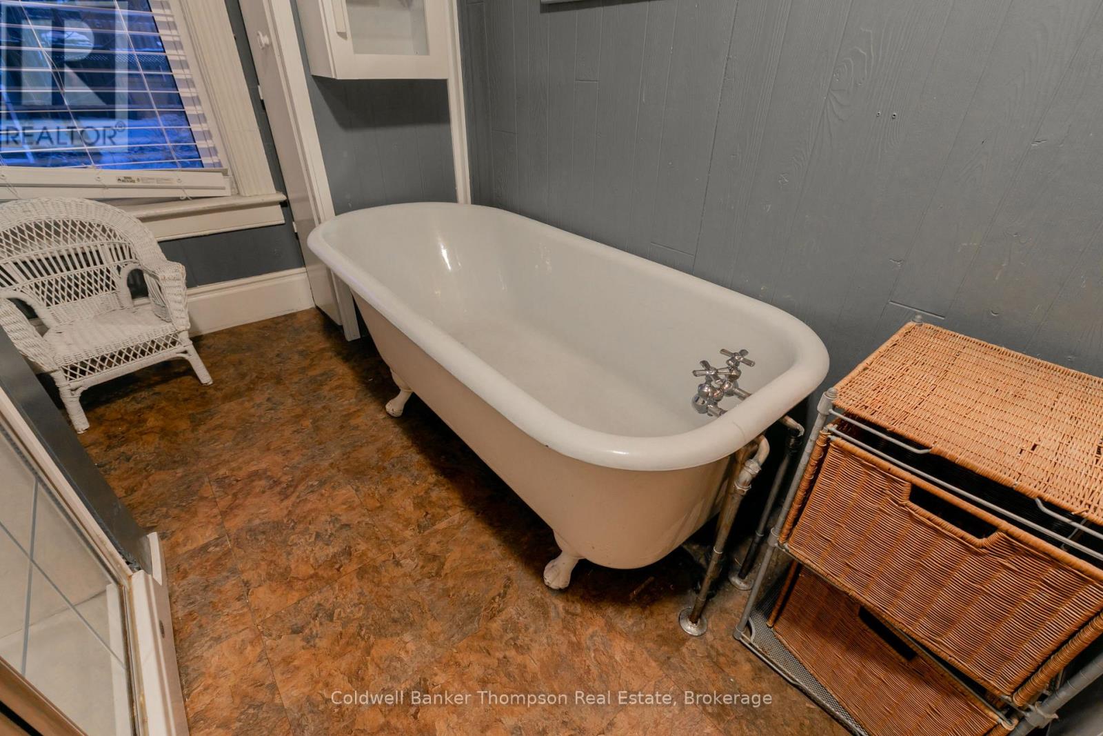 12 Lansdowne Street W, Huntsville, Ontario  P1H 1W1 - Photo 36 - X12855496