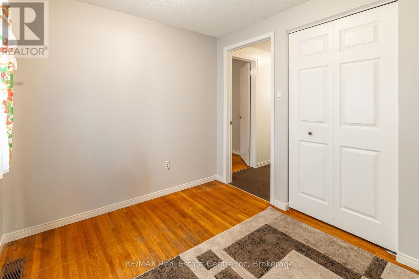 74 - 129 Victoria Road N, Guelph (Grange Road), Ontario  N1E 6V4 - Photo 28 - X12855540