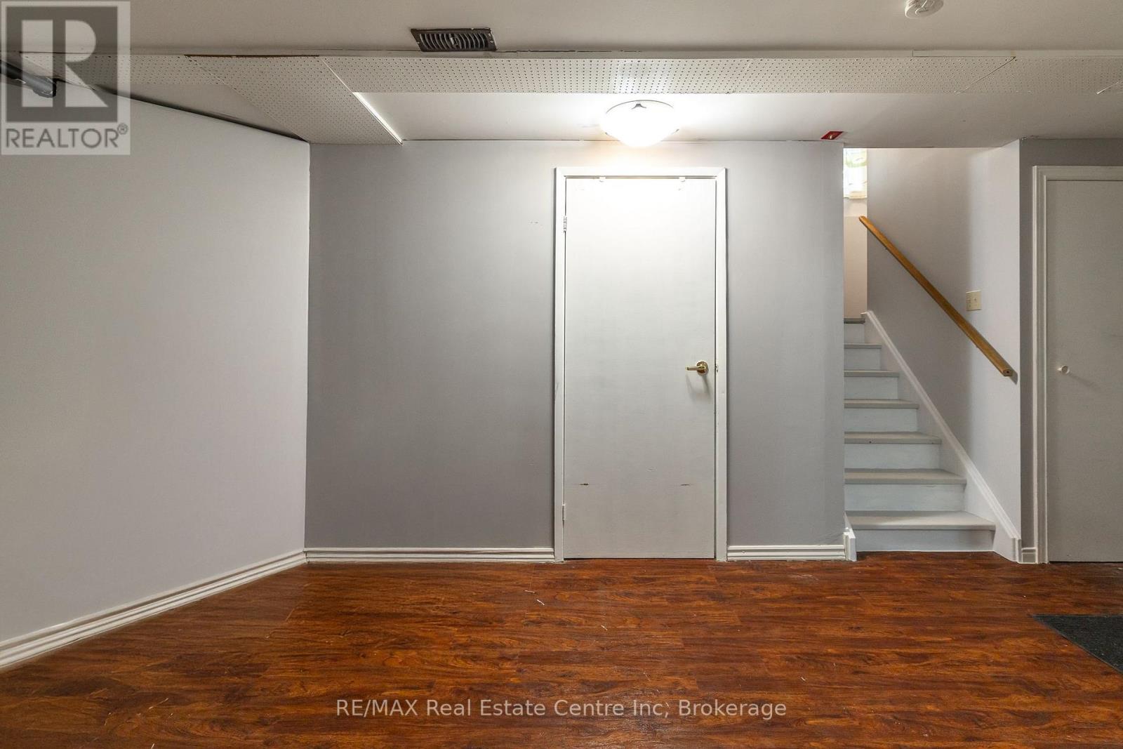 74 - 129 Victoria Road N, Guelph (Grange Road), Ontario  N1E 6V4 - Photo 35 - X12855540