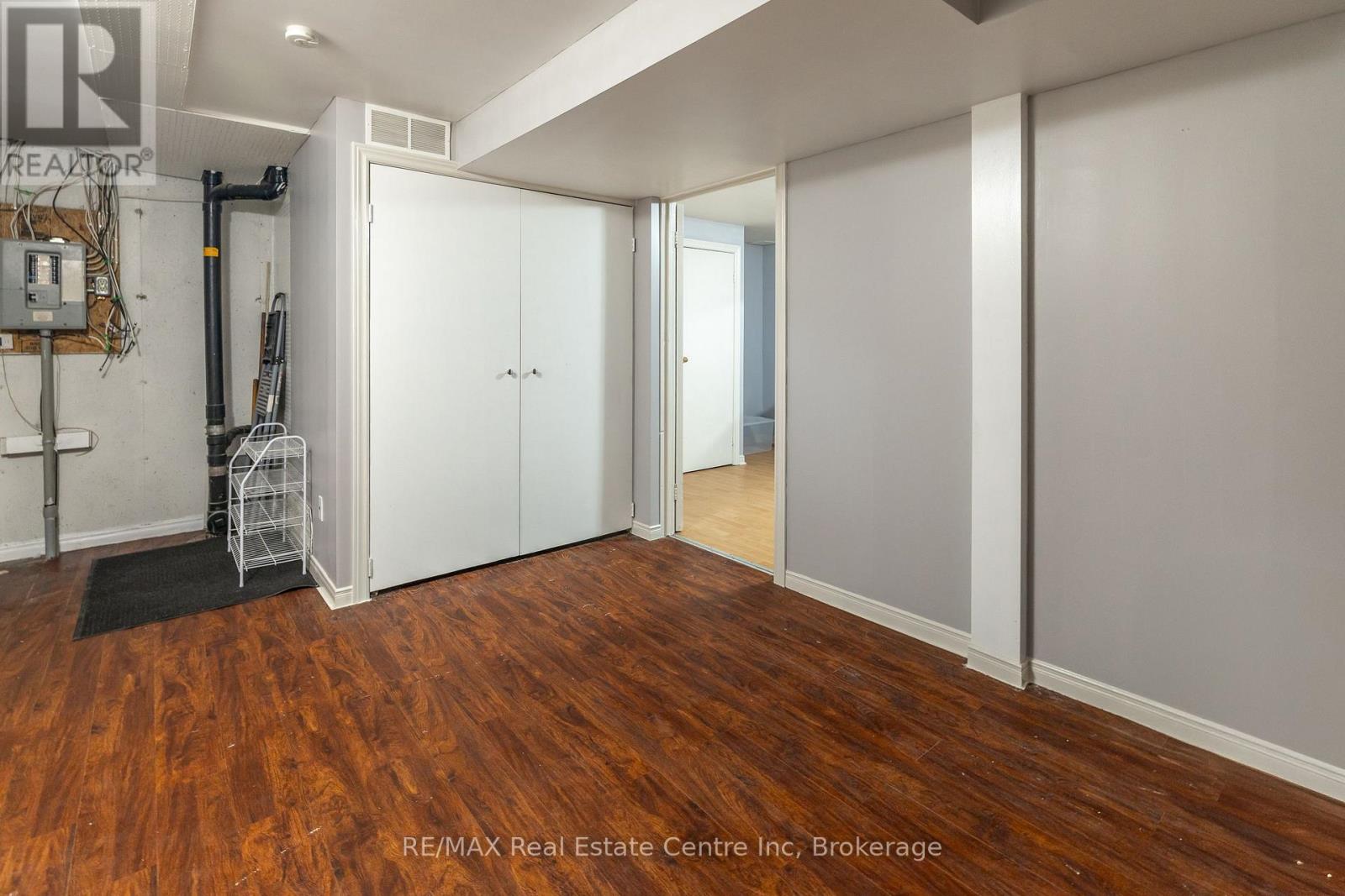 74 - 129 Victoria Road N, Guelph (Grange Road), Ontario  N1E 6V4 - Photo 33 - X12855540