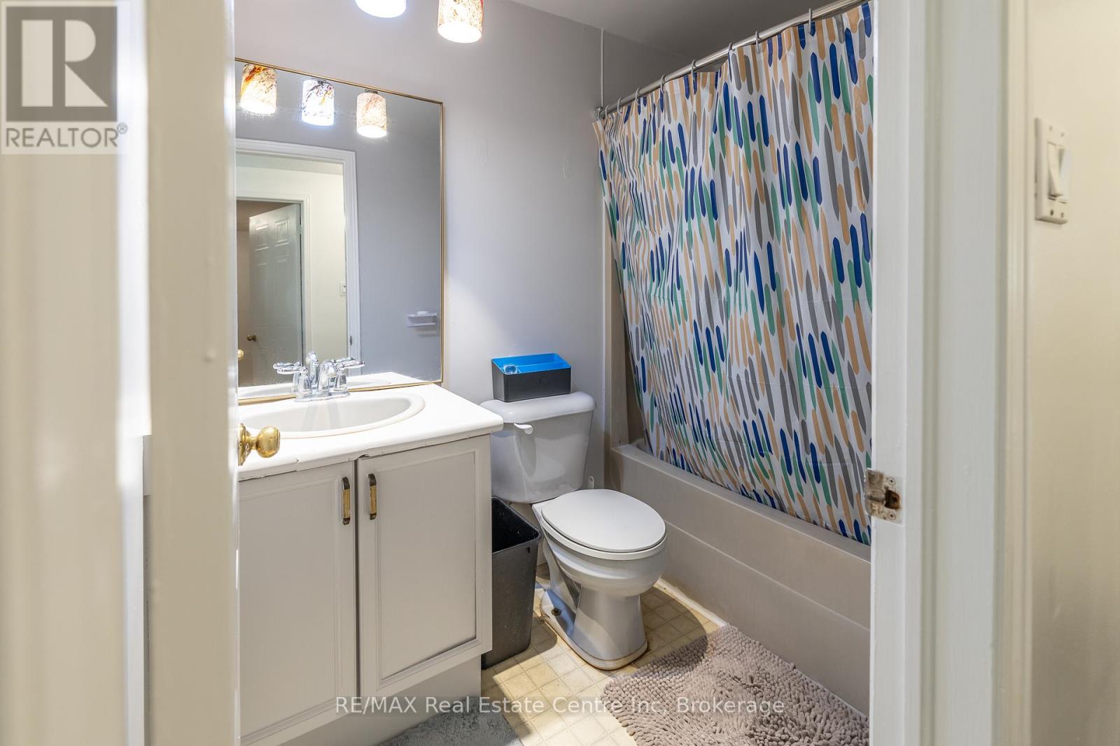 74 - 129 Victoria Road N, Guelph (Grange Road), Ontario  N1E 6V4 - Photo 22 - X12855540