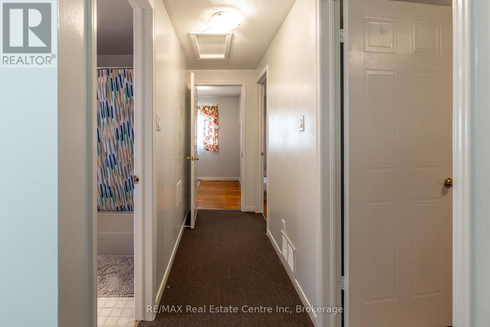 74 - 129 Victoria Road N, Guelph (Grange Road), Ontario  N1E 6V4 - Photo 25 - X12855540