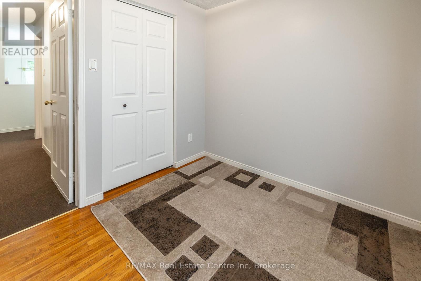 74 - 129 Victoria Road N, Guelph (Grange Road), Ontario  N1E 6V4 - Photo 27 - X12855540