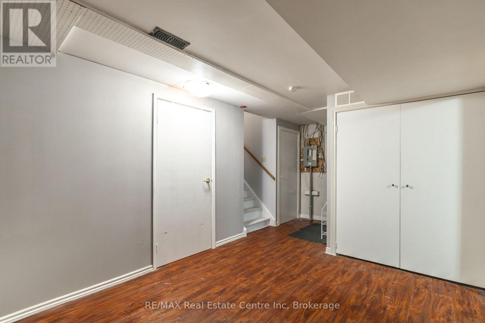 74 - 129 Victoria Road N, Guelph (Grange Road), Ontario  N1E 6V4 - Photo 34 - X12855540