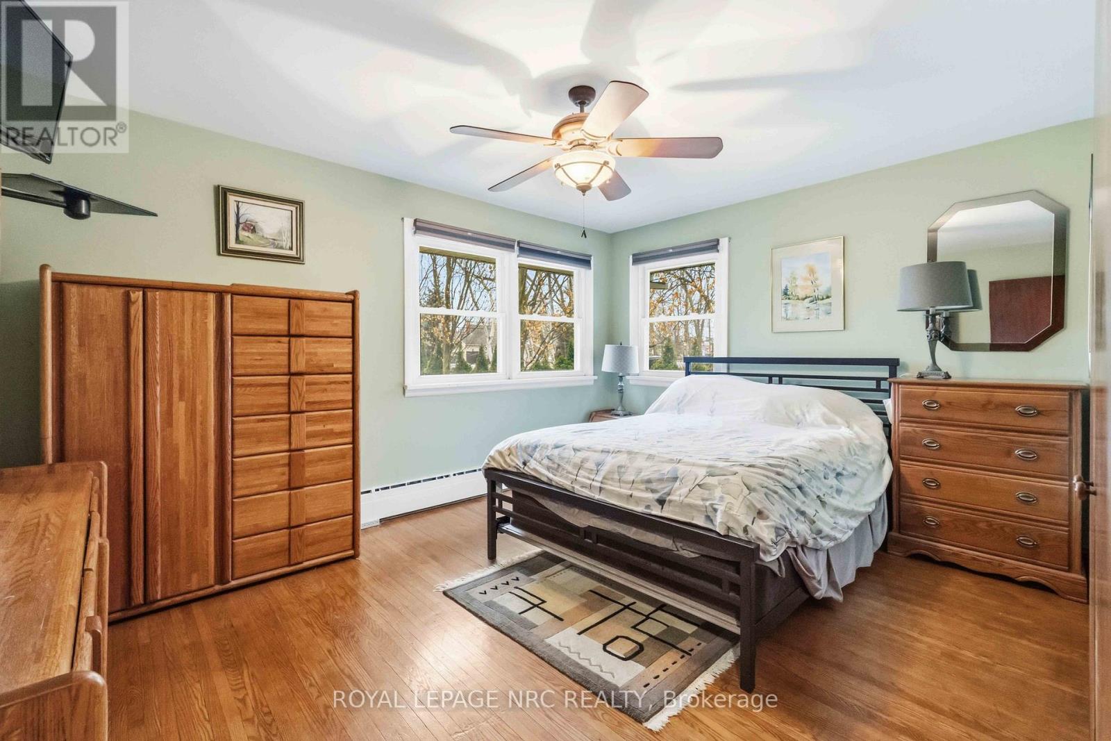 133 Lakeshore Road, St. Catharines (Lakeshore), Ontario  L2N 2T8 - Photo 12 - X12855522