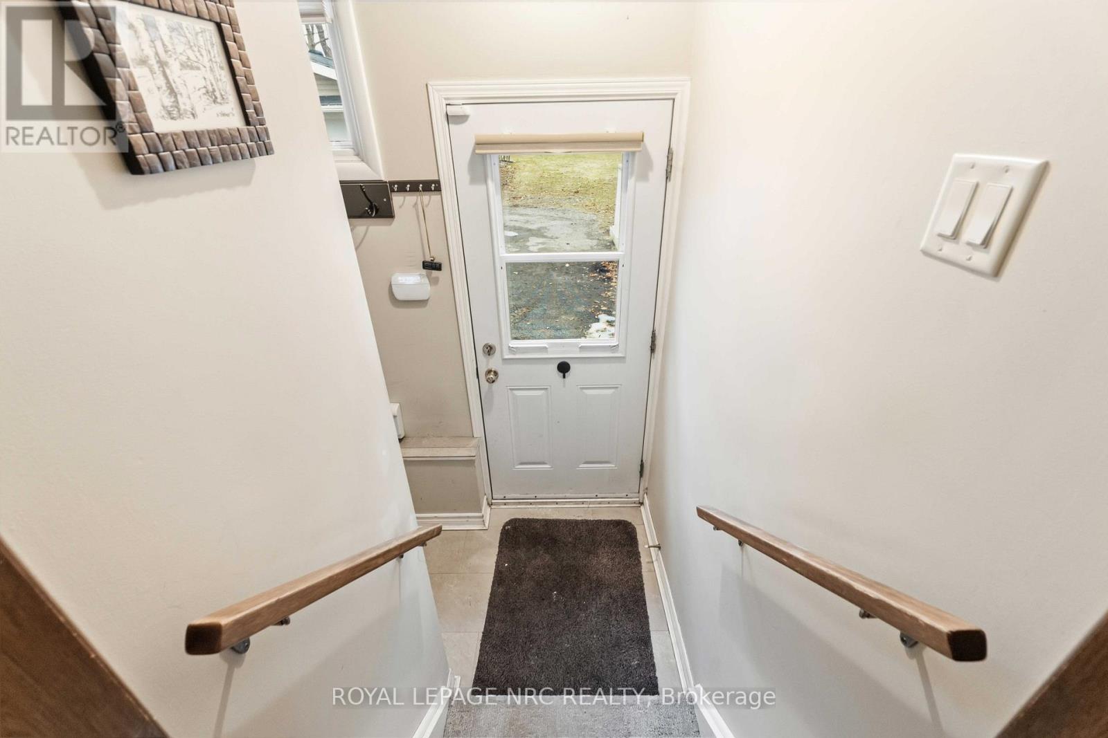 133 Lakeshore Road, St. Catharines (Lakeshore), Ontario  L2N 2T8 - Photo 30 - X12855522