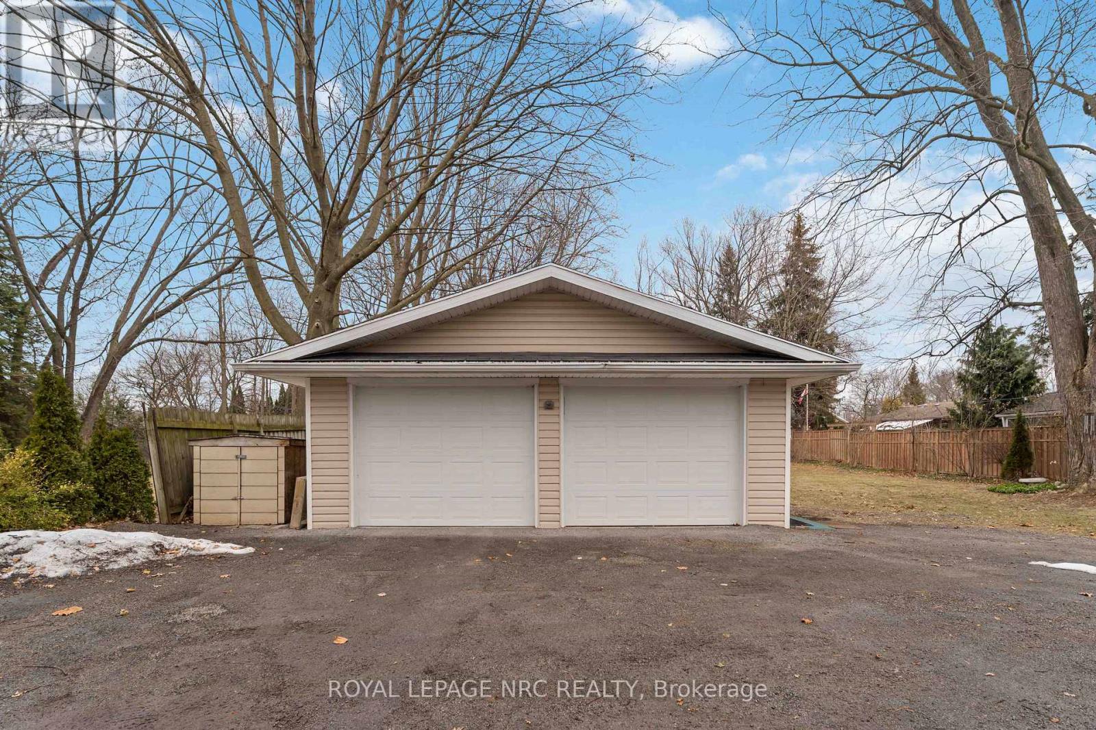 133 Lakeshore Road, St. Catharines (Lakeshore), Ontario  L2N 2T8 - Photo 31 - X12855522