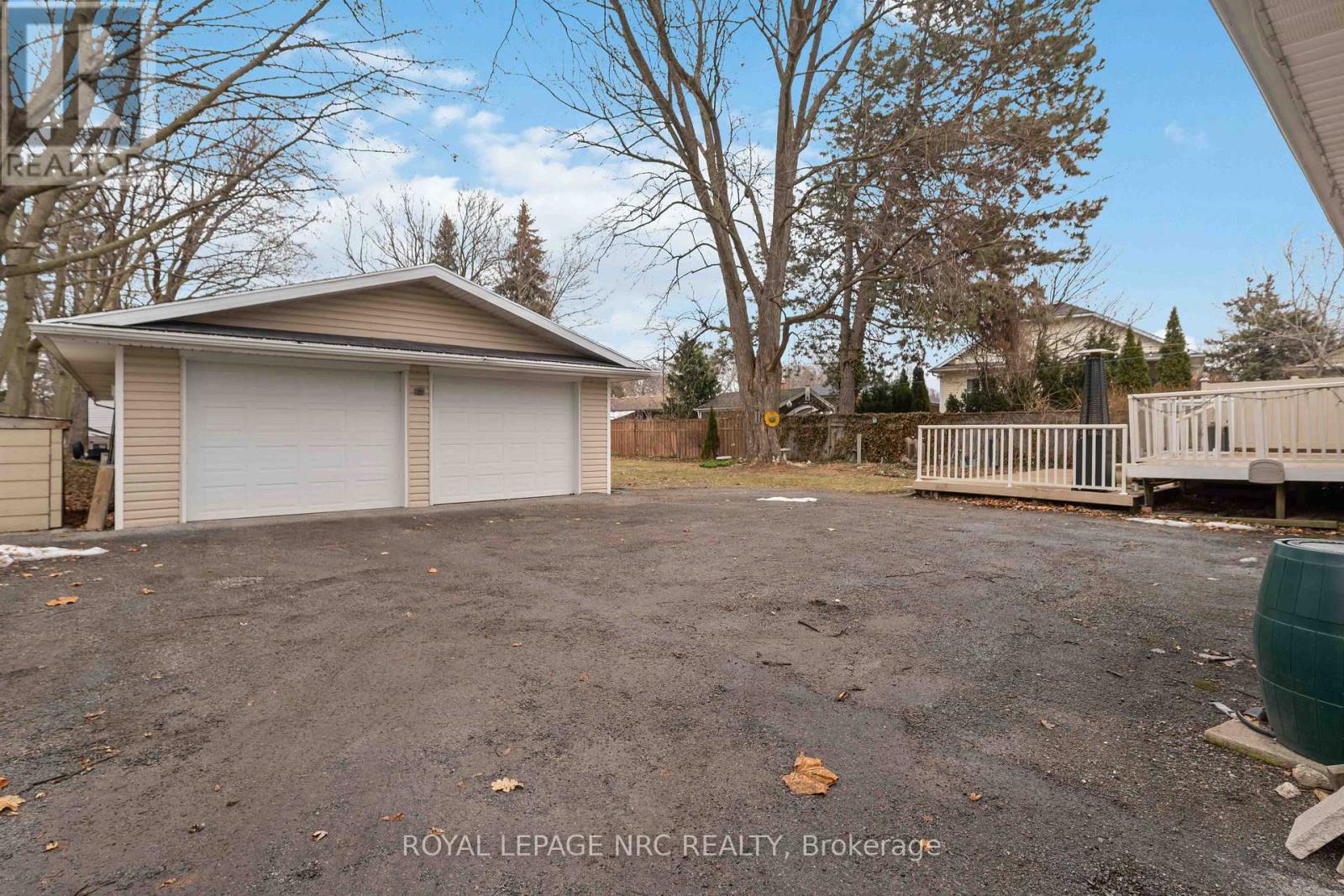 133 Lakeshore Road, St. Catharines (Lakeshore), Ontario  L2N 2T8 - Photo 32 - X12855522