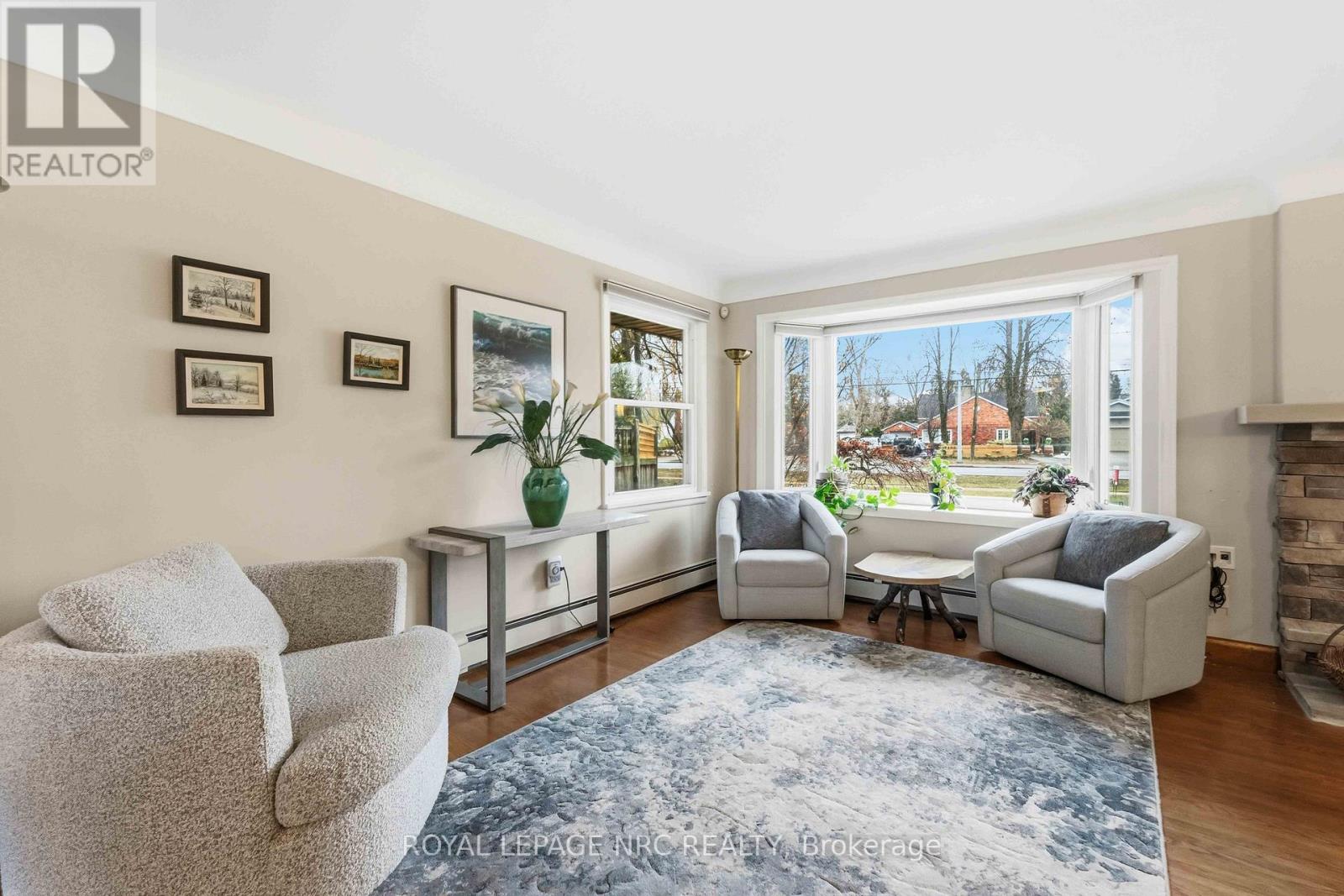 133 Lakeshore Road, St. Catharines (Lakeshore), Ontario  L2N 2T8 - Photo 6 - X12855522