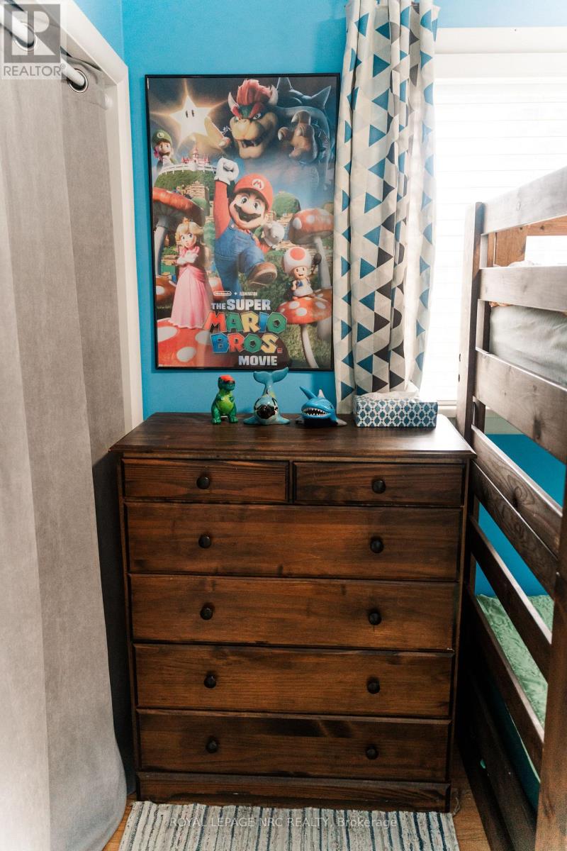 12 Mackie Street, St. Catharines (Port Dalhousie), Ontario  L2N 5N5 - Photo 18 - X12855536