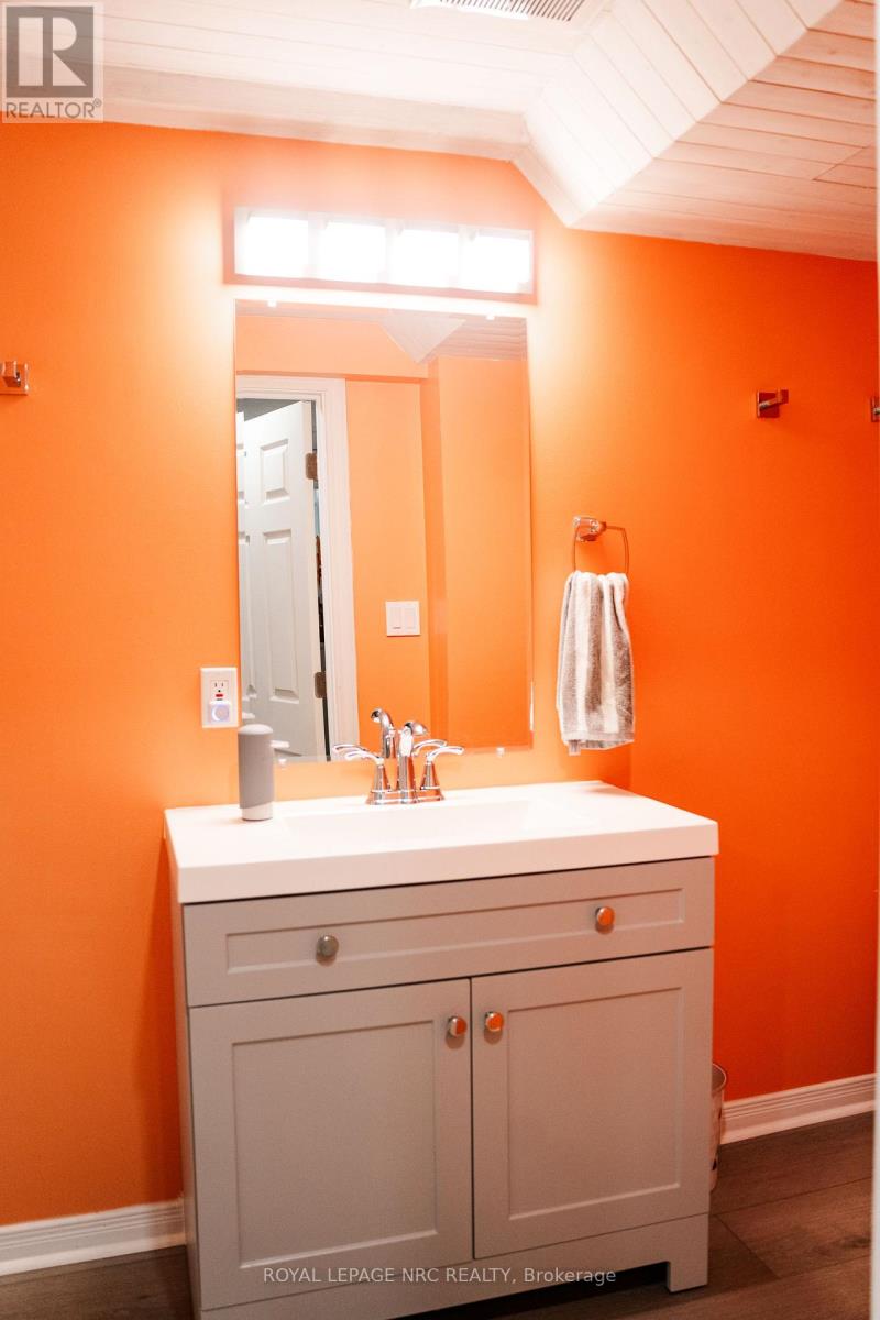 12 Mackie Street, St. Catharines (Port Dalhousie), Ontario  L2N 5N5 - Photo 26 - X12855536