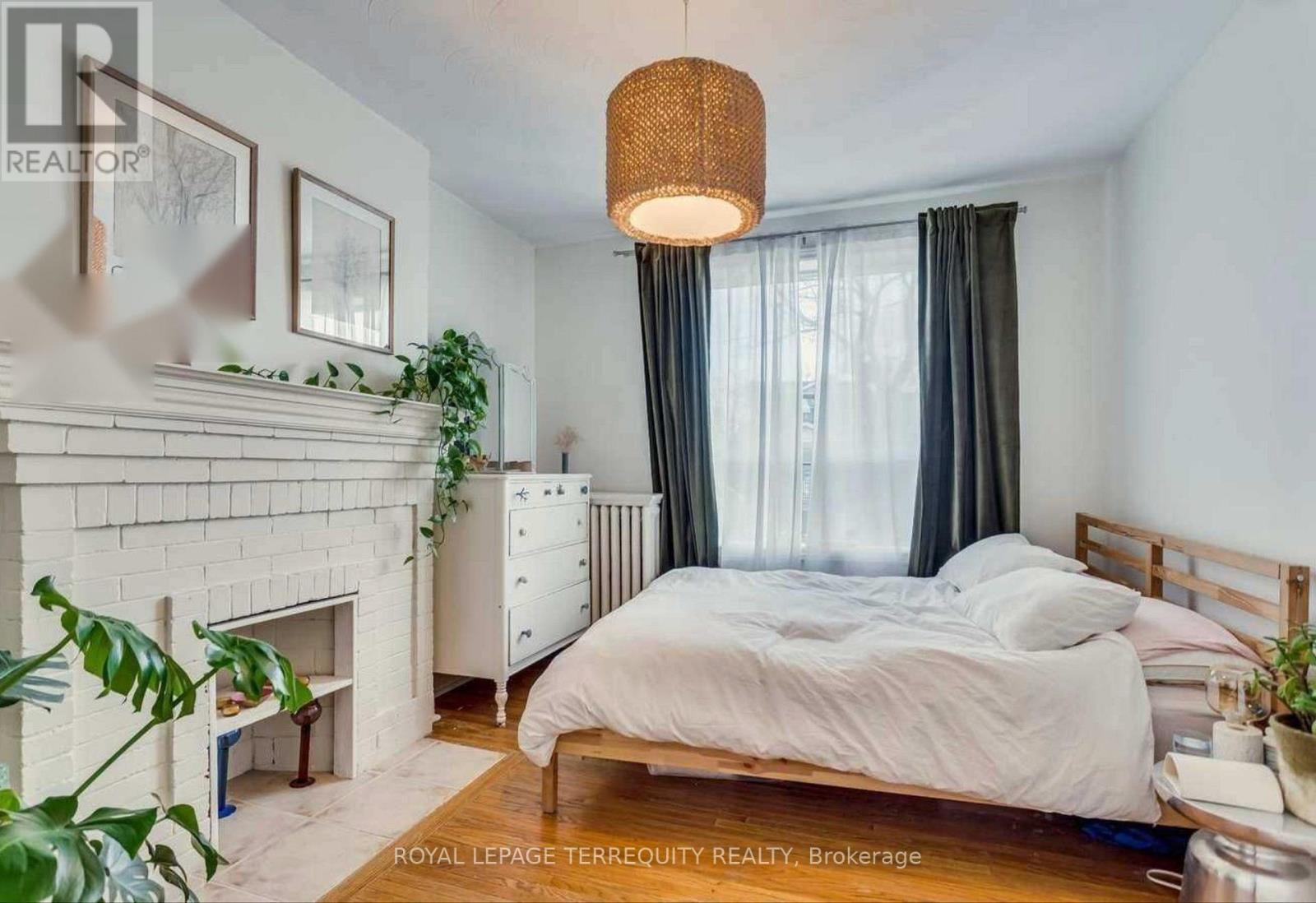 Unit 2 - 61 Rusholme Park Crescent, Toronto, Ontario  M6J 2E1 - Photo 18 - C12855400