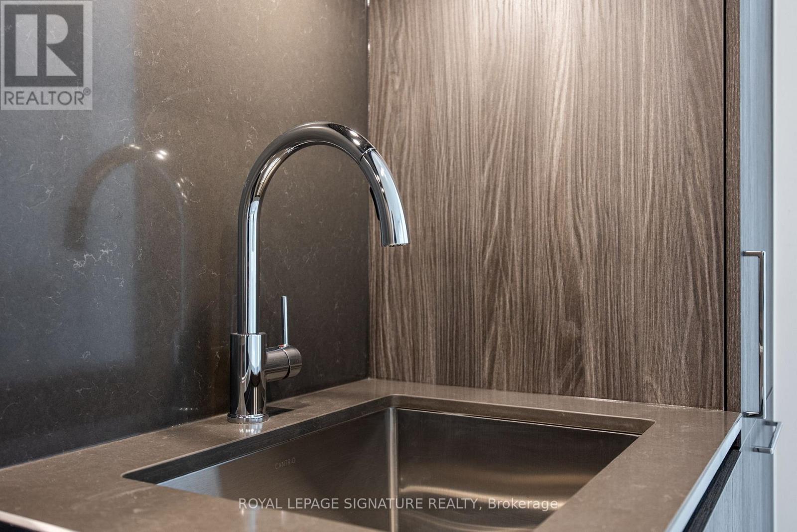 525 - 15 Mercer Street, Toronto, Ontario  M5V 1H2 - Photo 10 - C12855424