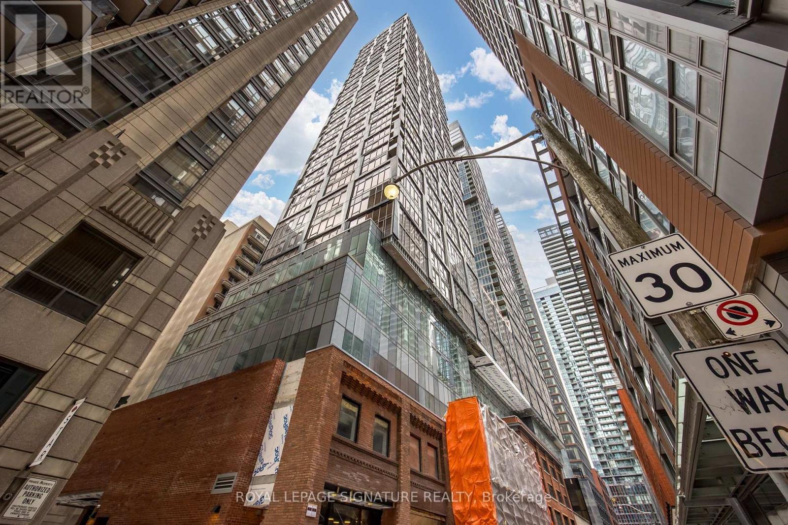 525 - 15 Mercer Street, Toronto, Ontario  M5V 1H2 - Photo 21 - C12855424