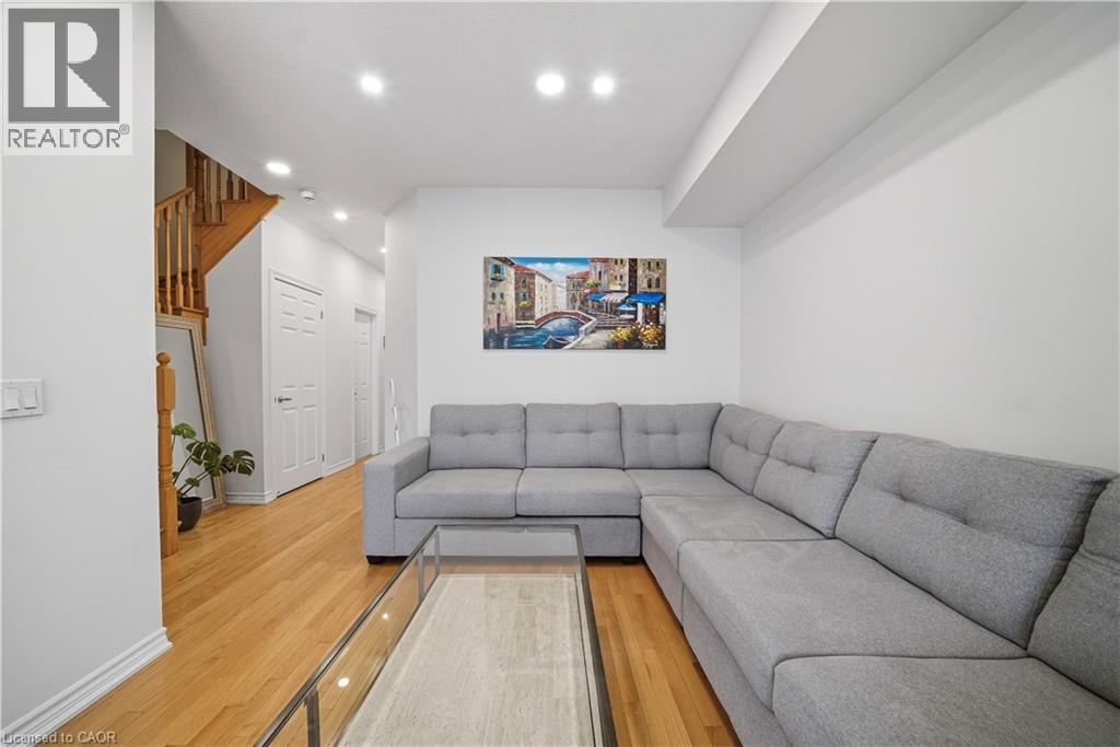 3066 Cascade Common, Oakville, Ontario  L6H 0R8 - Photo 9 - 40810214