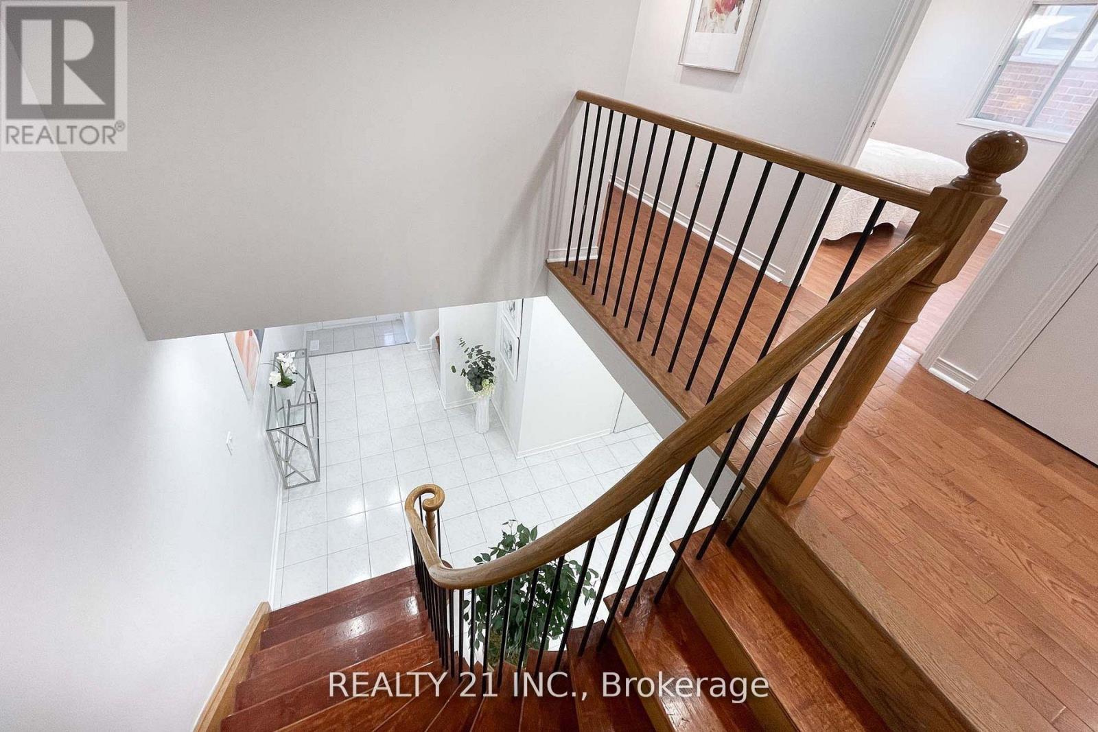 130 Morningview Trail, Toronto, Ontario  M1B 5L2 - Photo 15 - E12855384