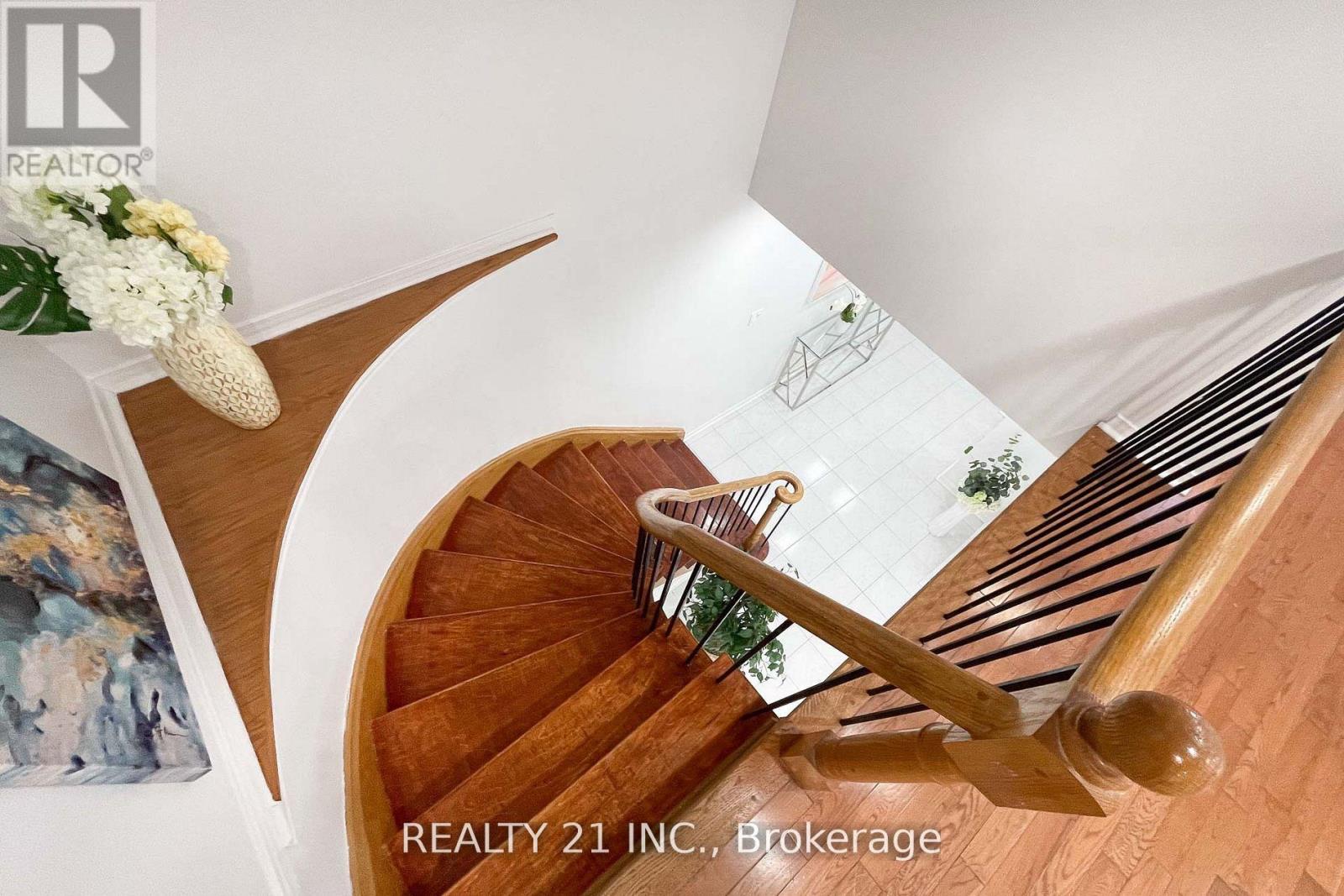 130 Morningview Trail, Toronto, Ontario  M1B 5L2 - Photo 16 - E12855384