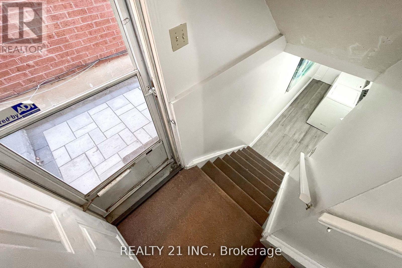 130 Morningview Trail, Toronto, Ontario  M1B 5L2 - Photo 27 - E12855384