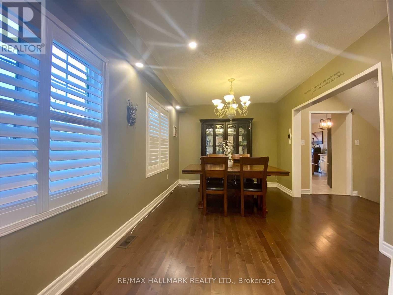 75 Puttingedge Drive, Whitby (Rolling Acres), Ontario  L1R 0H8 - Photo 5 - E12855492