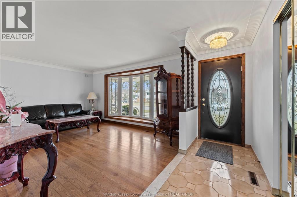 1116 Sumach Crescent, Windsor, Ontario  N8S 2S4 - Photo 4 - 26004764