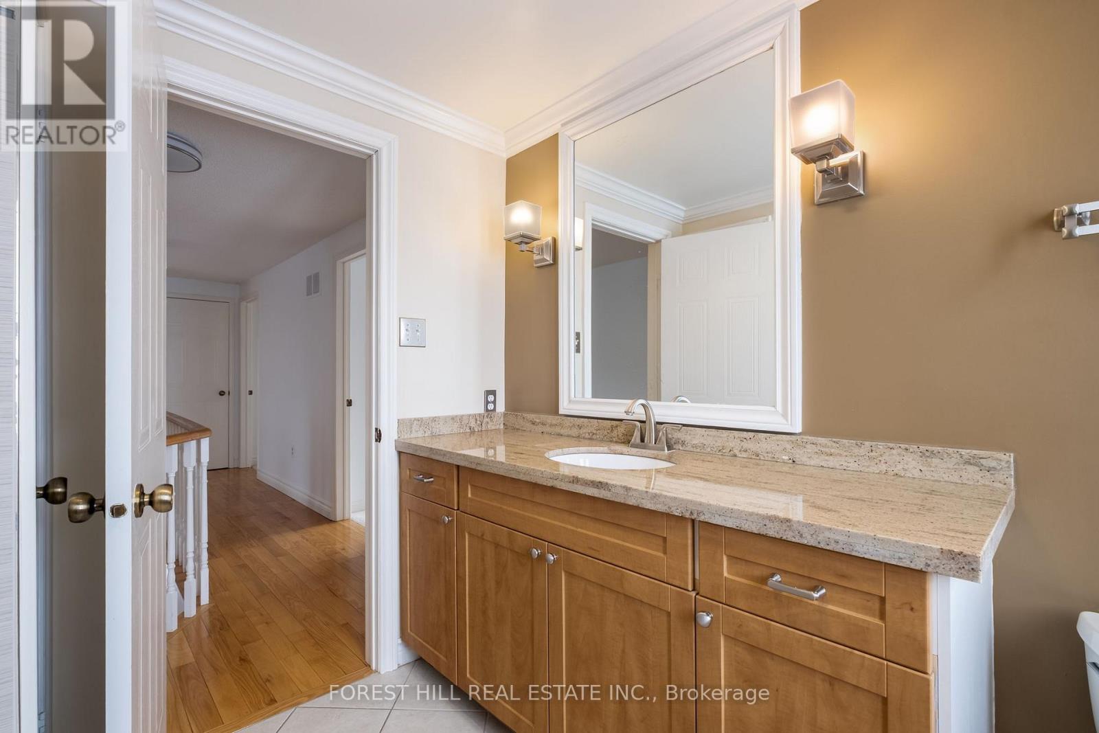 427 Mathews Court, Newmarket, Ontario  L3X 1C9 - Photo 21 - N12855458