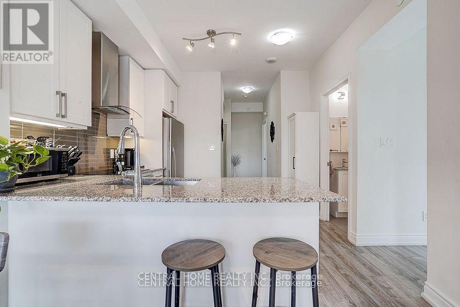 911a - 9608 Yonge Street, Richmond Hill (North Richvale), Ontario  L4C 1V6 - Photo 14 - N12855468