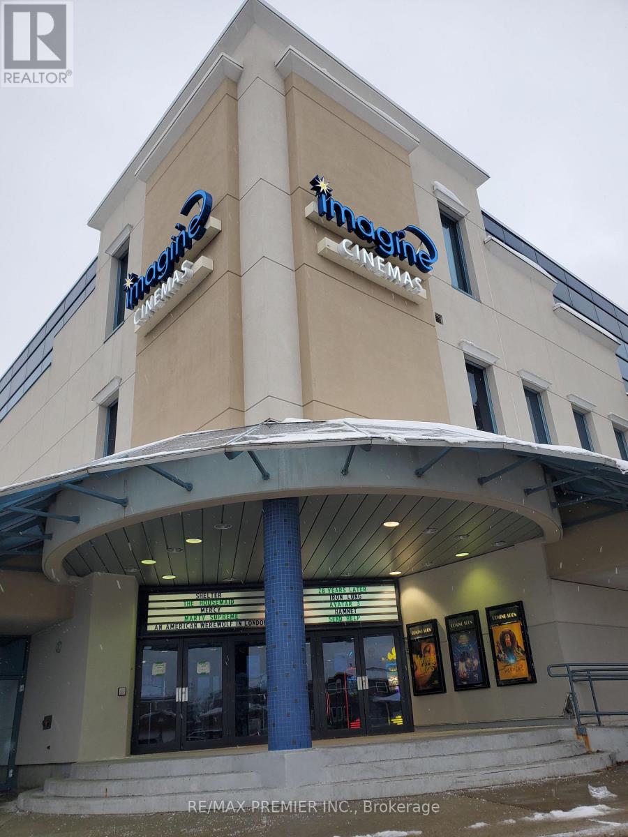 208 - 10909 Yonge Street, Richmond Hill, Ontario  L4C 3E3 - Photo 10 - N12855470