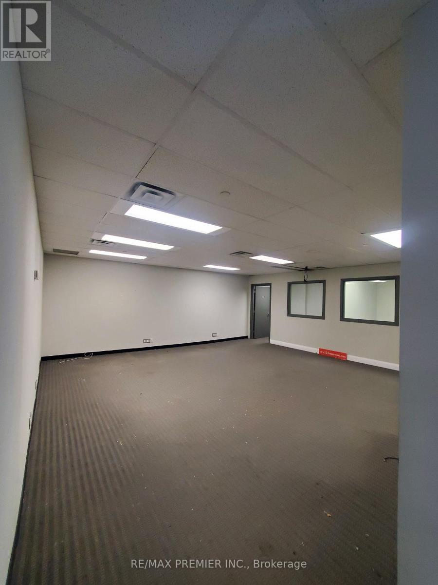 208 - 10909 Yonge Street, Richmond Hill, Ontario  L4C 3E3 - Photo 14 - N12855470