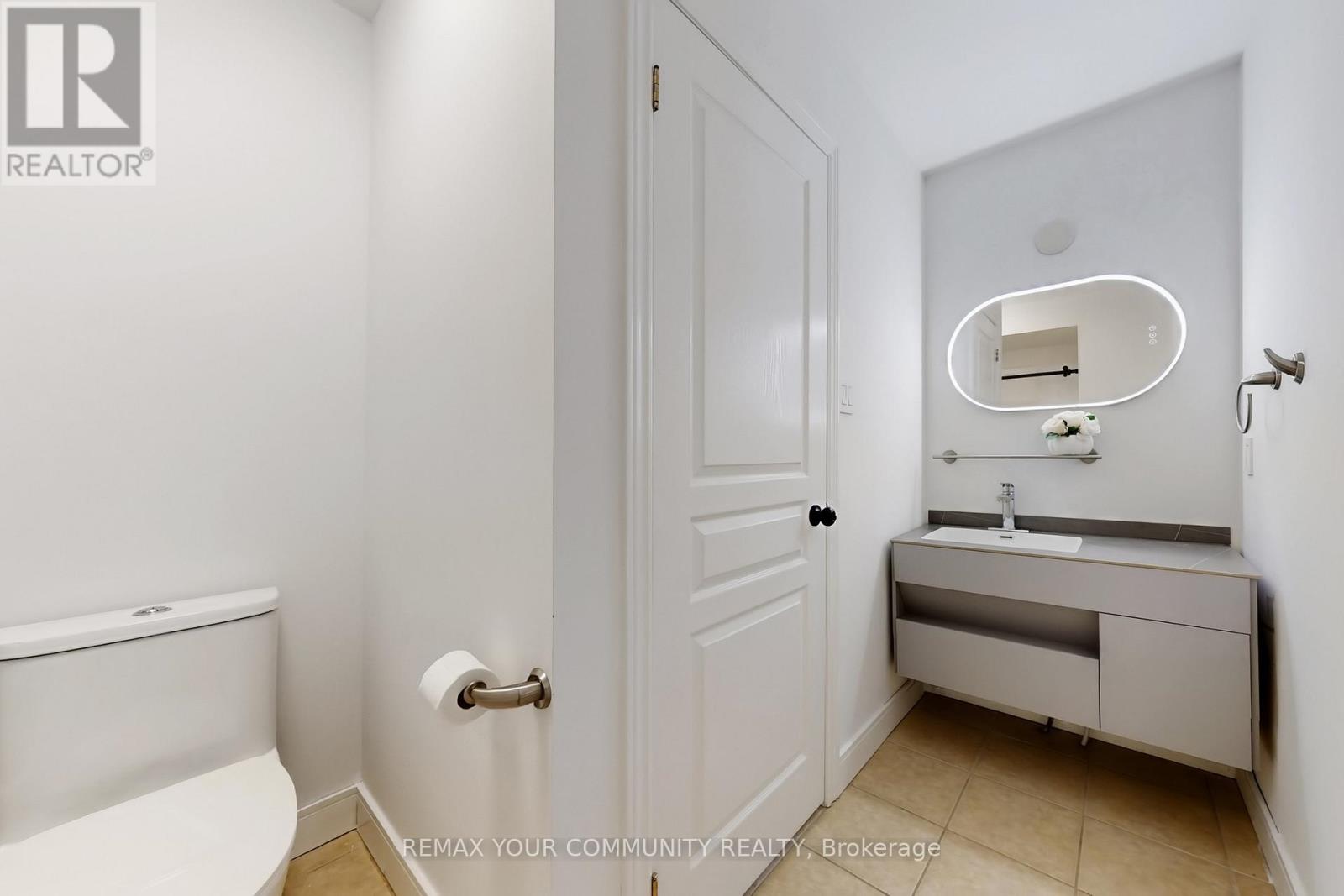 Upper Level & Main Level - 25 Bache Avenue, Georgina (Keswick South), Ontario  L4P 0C7 - Photo 44 - N12853656