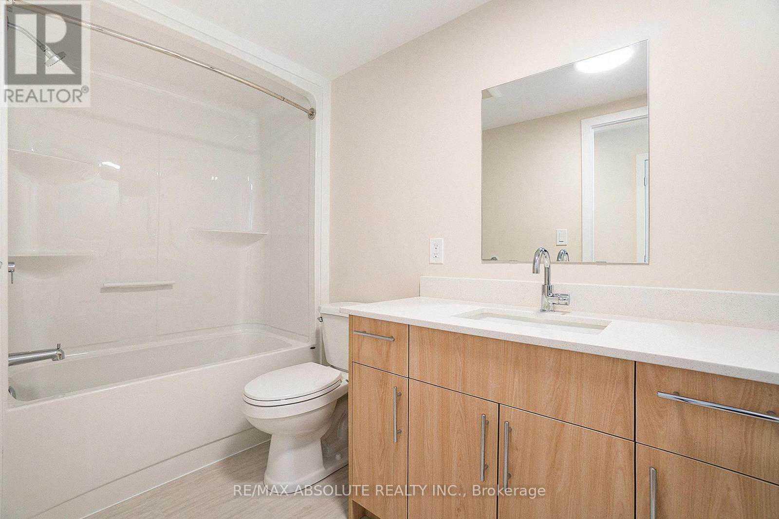 112 - 12 Thomas Street N, Arnprior, Ontario  K7S 2J1 - Photo 8 - X12683142