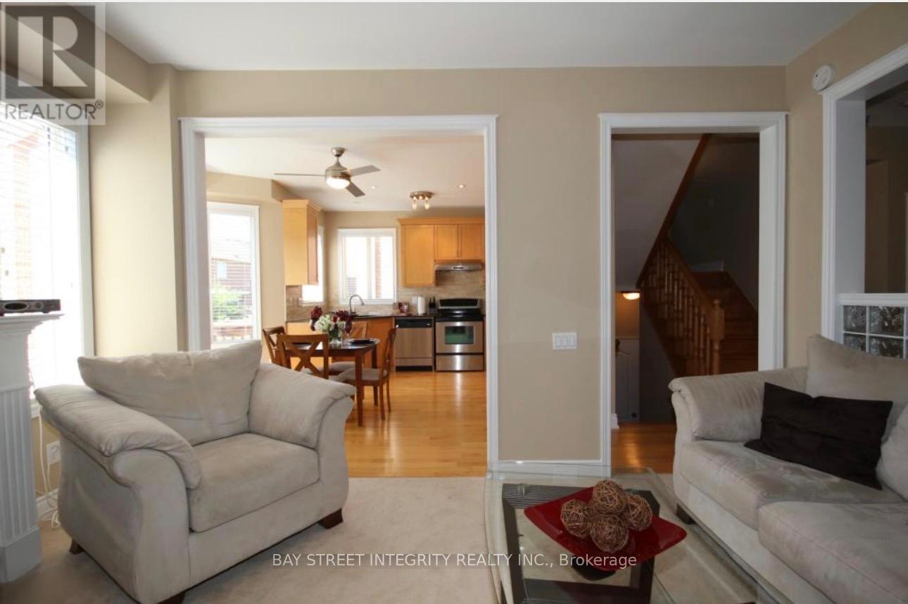 3364 Hayhurst Crescent, Oakville, Ontario  L6L 6W9 - Photo 7 - W12855362