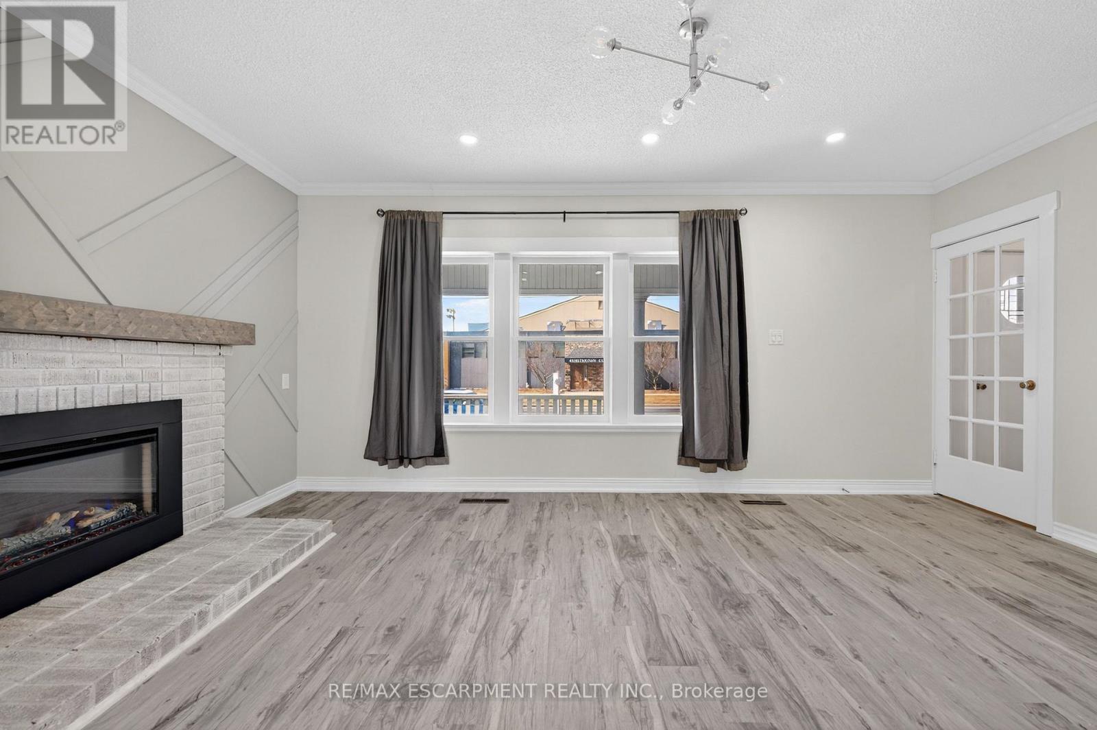 2296 New Street, Burlington, Ontario  L7R 1J3 - Photo 20 - W12855494