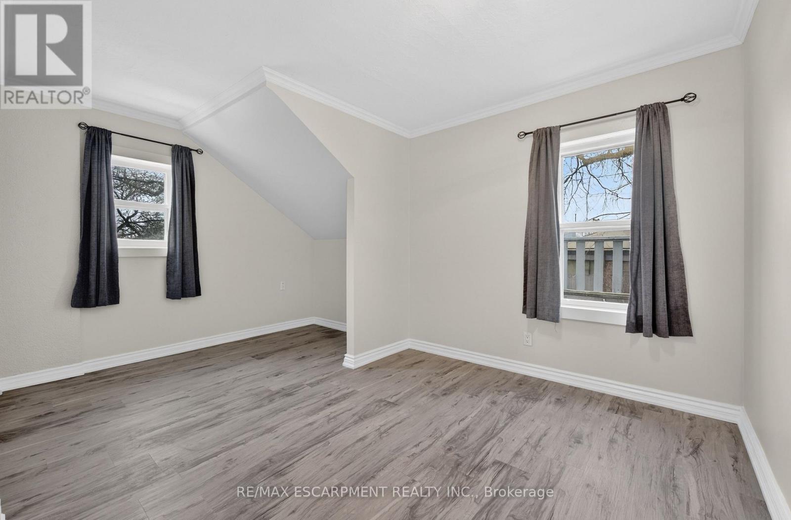 2296 New Street, Burlington, Ontario  L7R 1J3 - Photo 28 - W12855494